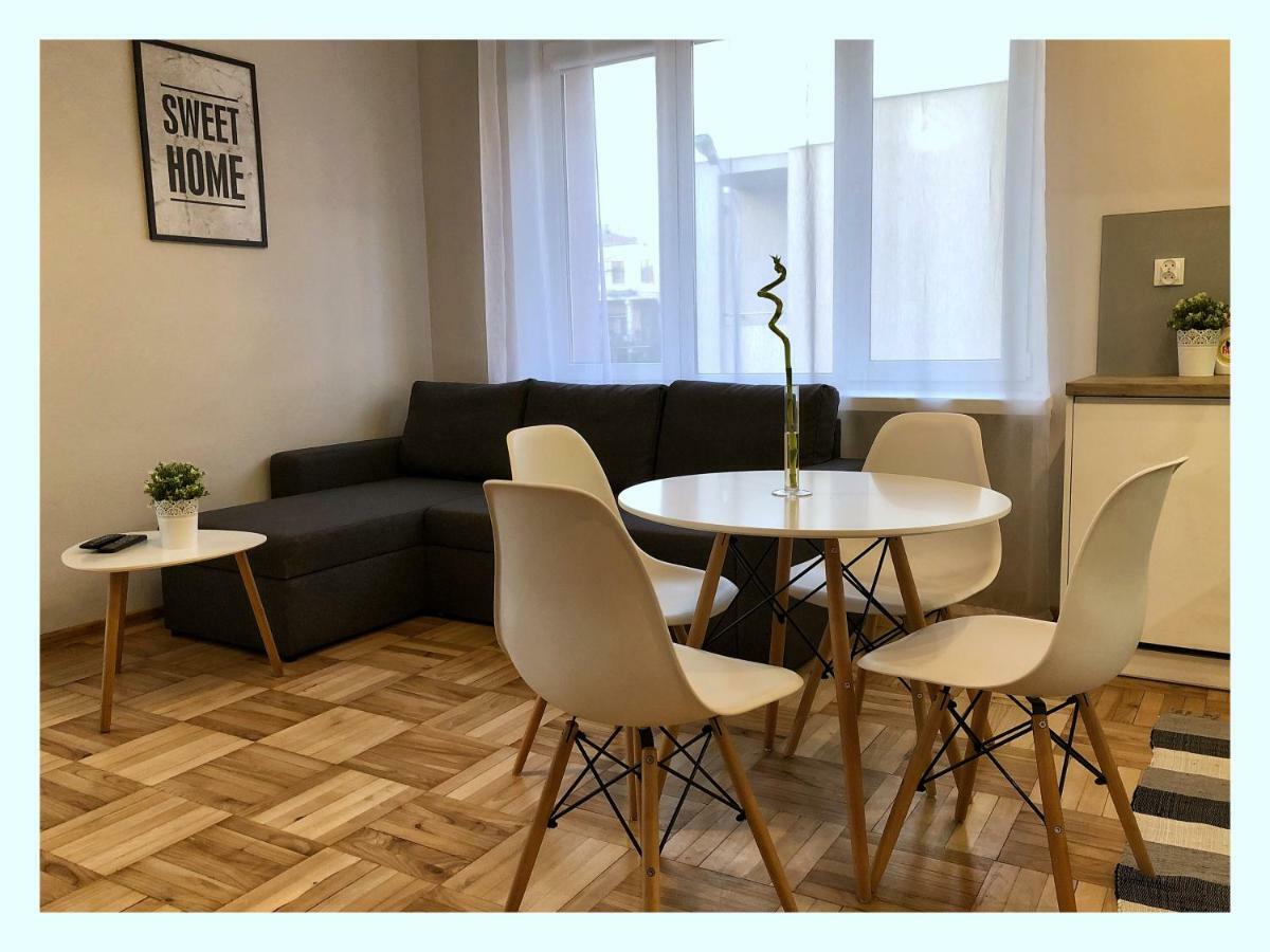 Apartament Przy Ratuszu Rzeszow Exterior photo